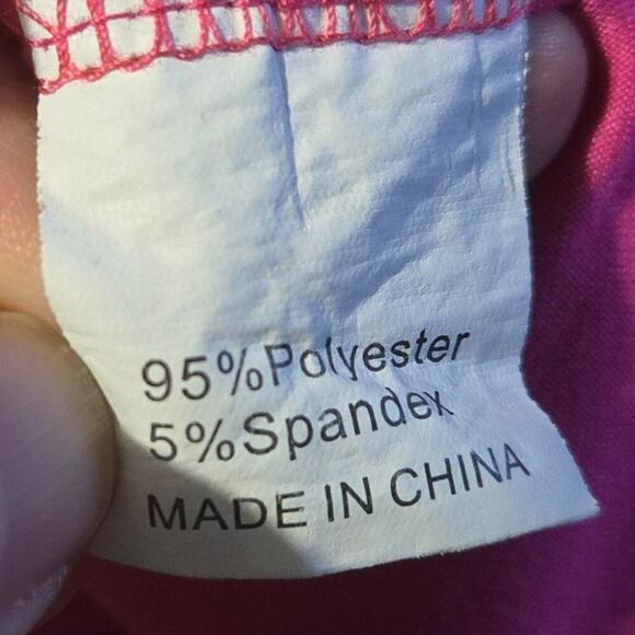 HOT PINK GRAPHIC TEE "THE QUEEN IS ME" SIZE L 0310 - Picture 8 of 9